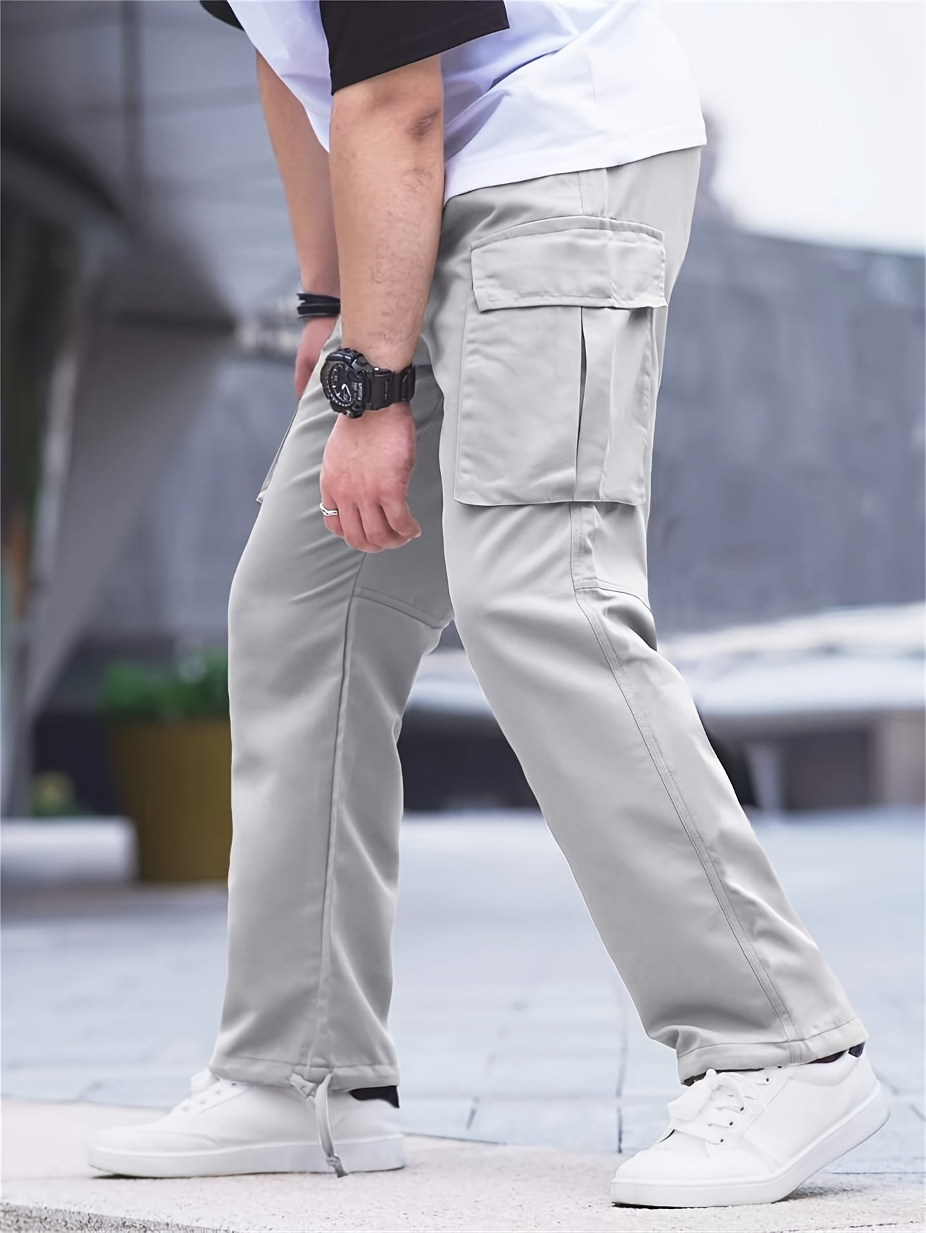 Men’s Lightweight Cargo Pants