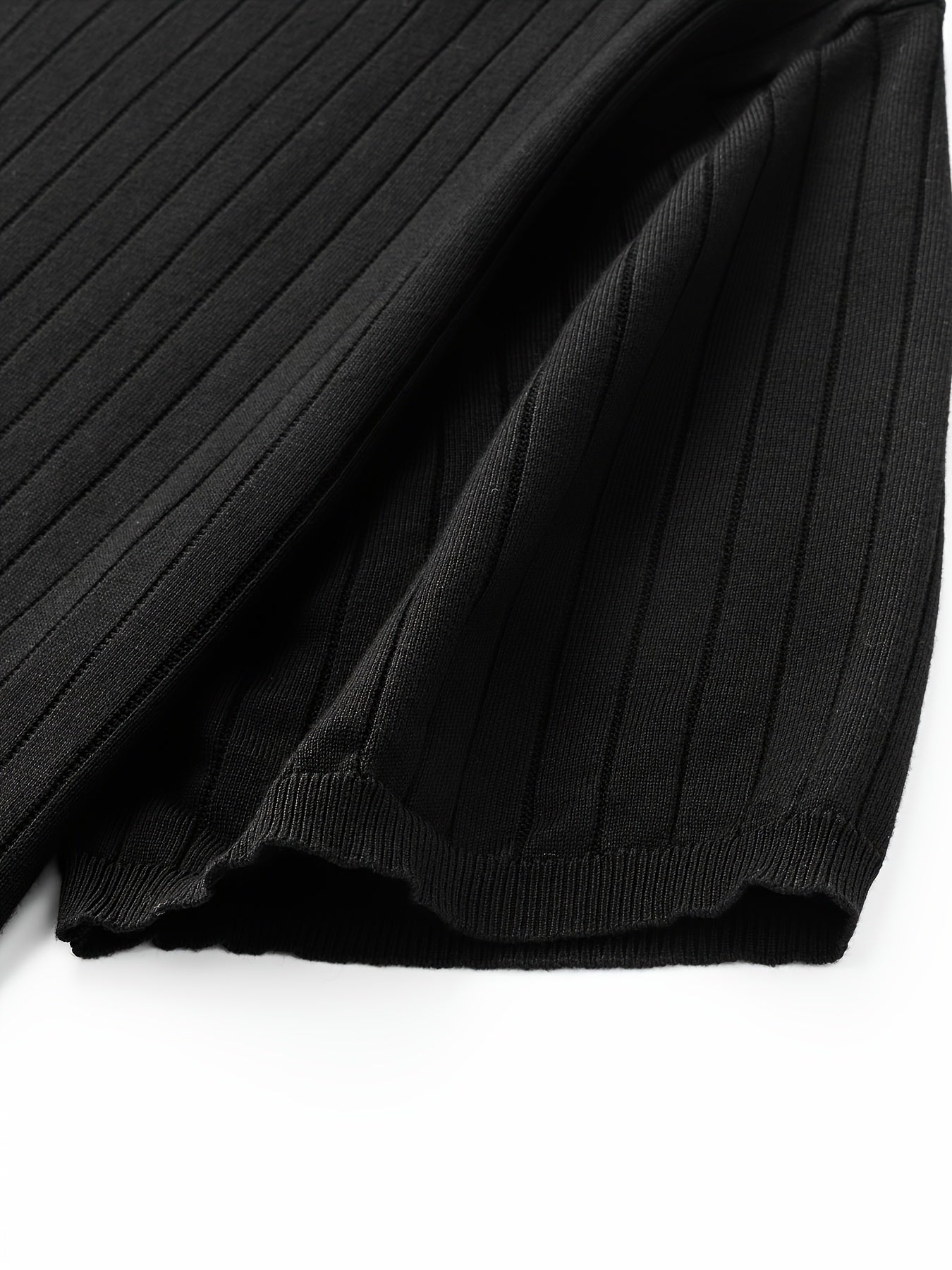 Men’s Ribbed Knit Shirt – Black & White